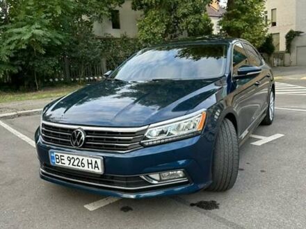 Синій Фольксваген Пассат, об'ємом двигуна 1.98 л та пробігом 57 тис. км за 17500 $, фото 1 на Automoto.ua