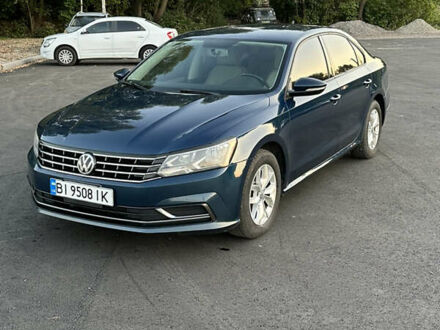 Синий Фольксваген Пассат, объемом двигателя 2 л и пробегом 155 тыс. км за 12500 $, фото 1 на Automoto.ua