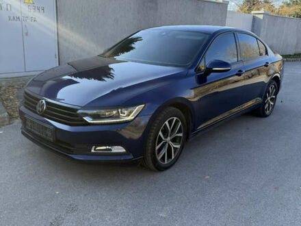Синий Фольксваген Пассат, объемом двигателя 1.97 л и пробегом 227 тыс. км за 20500 $, фото 1 на Automoto.ua