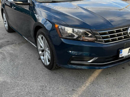 Синий Фольксваген Пассат, объемом двигателя 2 л и пробегом 121 тыс. км за 16300 $, фото 1 на Automoto.ua