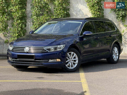 Синий Фольксваген Пассат, объемом двигателя 2 л и пробегом 222 тыс. км за 16999 $, фото 1 на Automoto.ua