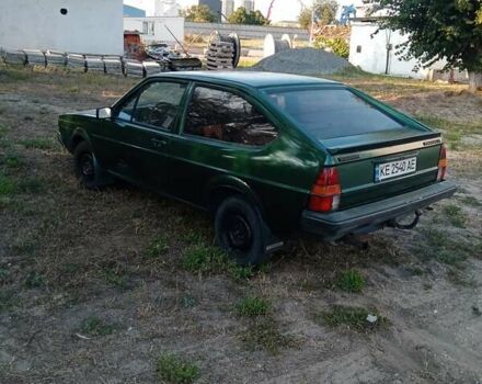 Зеленый Фольксваген Пассат, объемом двигателя 1.8 л и пробегом 370 тыс. км за 1200 $, фото 2 на Automoto.ua