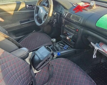 Зеленый Фольксваген Пассат, объемом двигателя 1.9 л и пробегом 1000 тыс. км за 4000 $, фото 4 на Automoto.ua