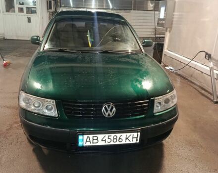 Зеленый Фольксваген Пассат, объемом двигателя 1.8 л и пробегом 470 тыс. км за 3300 $, фото 5 на Automoto.ua