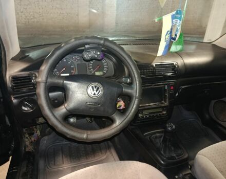 Зеленый Фольксваген Пассат, объемом двигателя 1.8 л и пробегом 470 тыс. км за 3300 $, фото 4 на Automoto.ua