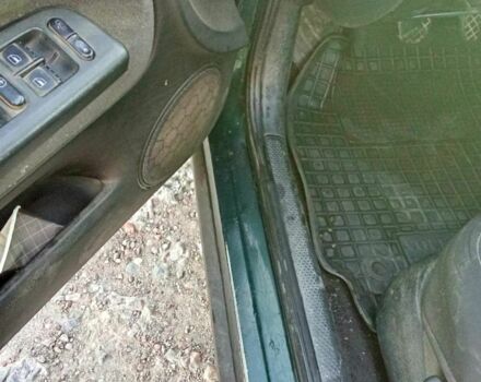 Зеленый Фольксваген Пассат, объемом двигателя 1.9 л и пробегом 1000 тыс. км за 4000 $, фото 5 на Automoto.ua