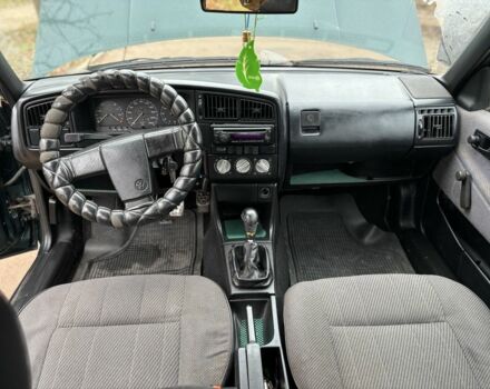 Зеленый Фольксваген Пассат, объемом двигателя 1.8 л и пробегом 298 тыс. км за 1850 $, фото 10 на Automoto.ua