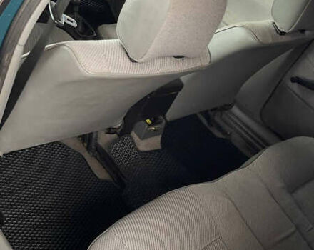 Зеленый Фольксваген Пассат, объемом двигателя 1.8 л и пробегом 410 тыс. км за 2050 $, фото 5 на Automoto.ua