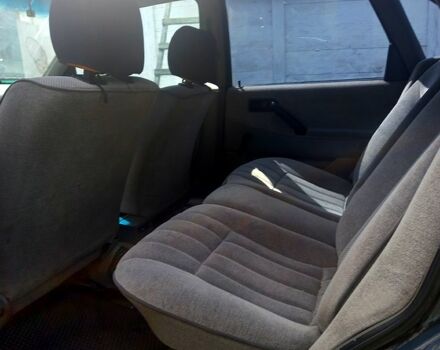 Зелений Фольксваген Пассат, об'ємом двигуна 1.8 л та пробігом 240 тис. км за 1400 $, фото 2 на Automoto.ua