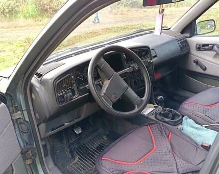 Зеленый Фольксваген Пассат, объемом двигателя 1.8 л и пробегом 100 тыс. км за 2300 $, фото 9 на Automoto.ua