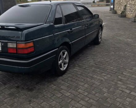 Зеленый Фольксваген Пассат, объемом двигателя 1.8 л и пробегом 278 тыс. км за 3300 $, фото 1 на Automoto.ua