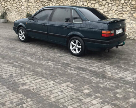 Зеленый Фольксваген Пассат, объемом двигателя 1.8 л и пробегом 278 тыс. км за 3300 $, фото 3 на Automoto.ua