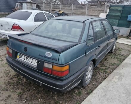 Зеленый Фольксваген Пассат, объемом двигателя 1.6 л и пробегом 332 тыс. км за 650 $, фото 4 на Automoto.ua