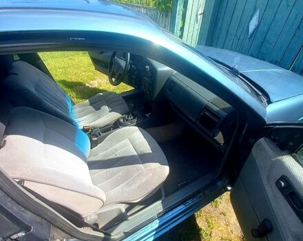 Зелений Фольксваген Пассат, об'ємом двигуна 1.8 л та пробігом 240 тис. км за 1400 $, фото 7 на Automoto.ua