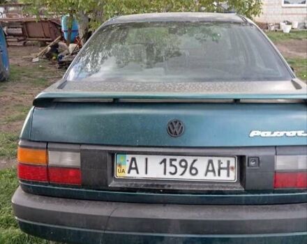 Зеленый Фольксваген Пассат, объемом двигателя 1.98 л и пробегом 200 тыс. км за 2300 $, фото 3 на Automoto.ua