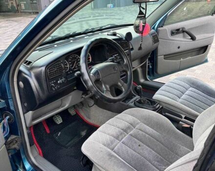 Зеленый Фольксваген Пассат, объемом двигателя 1.8 л и пробегом 280 тыс. км за 2700 $, фото 8 на Automoto.ua