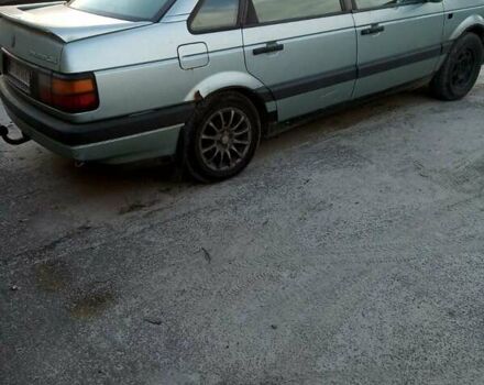 Зеленый Фольксваген Пассат, объемом двигателя 1.8 л и пробегом 330 тыс. км за 2000 $, фото 2 на Automoto.ua