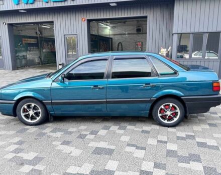 Зеленый Фольксваген Пассат, объемом двигателя 1.8 л и пробегом 280 тыс. км за 2700 $, фото 3 на Automoto.ua