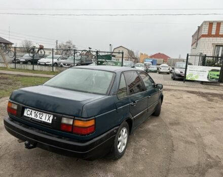 Зеленый Фольксваген Пассат, объемом двигателя 1.8 л и пробегом 200 тыс. км за 1400 $, фото 3 на Automoto.ua