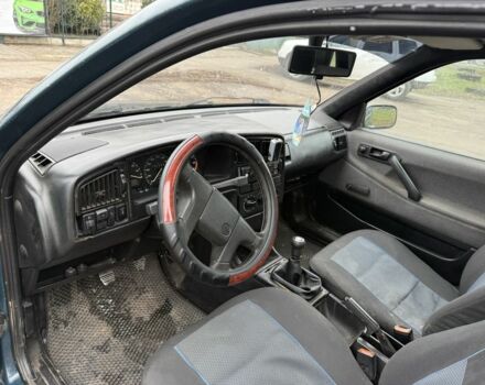 Зеленый Фольксваген Пассат, объемом двигателя 1.8 л и пробегом 200 тыс. км за 1400 $, фото 4 на Automoto.ua