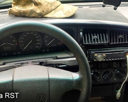 Зеленый Фольксваген Пассат, объемом двигателя 2 л и пробегом 420 тыс. км за 1600 $, фото 1 на Automoto.ua