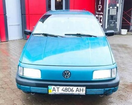 Зеленый Фольксваген Пассат, объемом двигателя 1.8 л и пробегом 250 тыс. км за 850 $, фото 1 на Automoto.ua