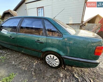 Зелений Фольксваген Пассат, об'ємом двигуна 1.8 л та пробігом 350 тис. км за 1800 $, фото 3 на Automoto.ua