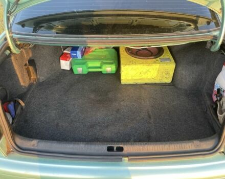 Зеленый Фольксваген Пассат, объемом двигателя 2 л и пробегом 344 тыс. км за 2550 $, фото 13 на Automoto.ua