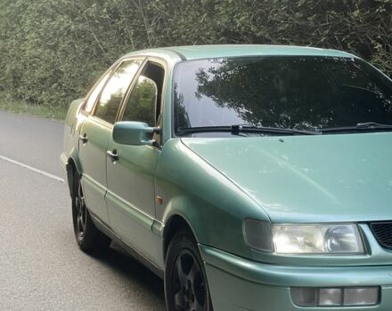 Зеленый Фольксваген Пассат, объемом двигателя 2 л и пробегом 344 тыс. км за 2550 $, фото 15 на Automoto.ua