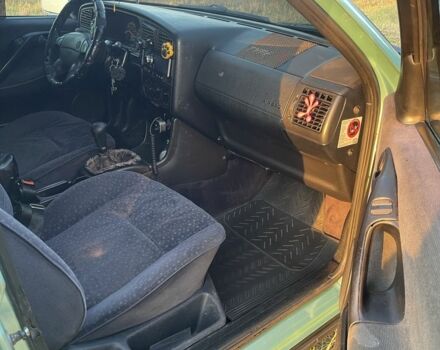 Зеленый Фольксваген Пассат, объемом двигателя 2 л и пробегом 344 тыс. км за 2550 $, фото 11 на Automoto.ua