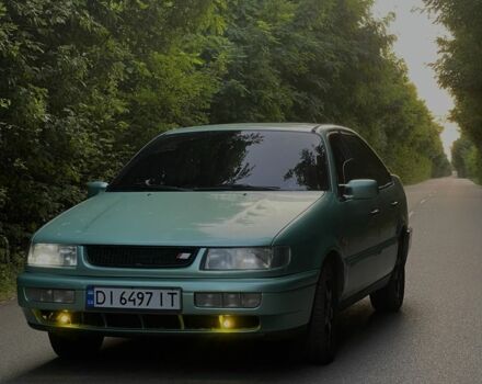 Зеленый Фольксваген Пассат, объемом двигателя 2 л и пробегом 344 тыс. км за 2550 $, фото 16 на Automoto.ua