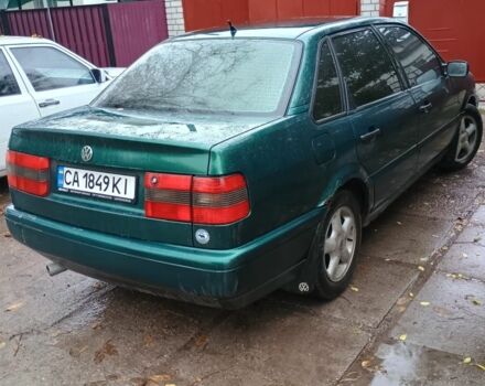 Зелений Фольксваген Пассат, об'ємом двигуна 2 л та пробігом 300 тис. км за 2500 $, фото 3 на Automoto.ua