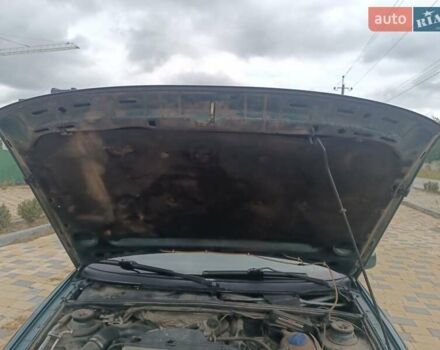 Зеленый Фольксваген Пассат, объемом двигателя 2.77 л и пробегом 410 тыс. км за 2750 $, фото 17 на Automoto.ua