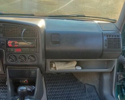 Зелений Фольксваген Пассат, об'ємом двигуна 1.8 л та пробігом 359 тис. км за 2499 $, фото 14 на Automoto.ua