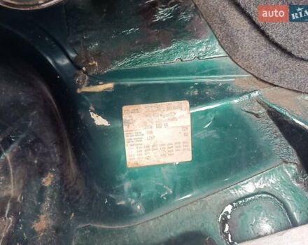 Зеленый Фольксваген Пассат, объемом двигателя 2.77 л и пробегом 410 тыс. км за 2750 $, фото 19 на Automoto.ua