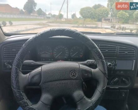 Зеленый Фольксваген Пассат, объемом двигателя 2.77 л и пробегом 410 тыс. км за 2750 $, фото 11 на Automoto.ua