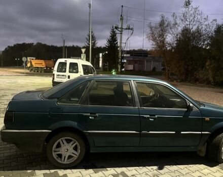 Зеленый Фольксваген Пассат, объемом двигателя 1.8 л и пробегом 223 тыс. км за 750 $, фото 4 на Automoto.ua