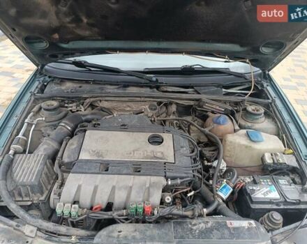 Зеленый Фольксваген Пассат, объемом двигателя 2.77 л и пробегом 410 тыс. км за 2750 $, фото 16 на Automoto.ua