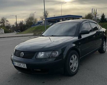 Зеленый Фольксваген Пассат, объемом двигателя 1.78 л и пробегом 328 тыс. км за 3250 $, фото 3 на Automoto.ua