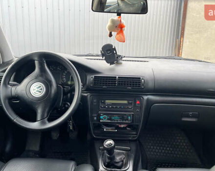 Зеленый Фольксваген Пассат, объемом двигателя 1.78 л и пробегом 296 тыс. км за 4100 $, фото 10 на Automoto.ua