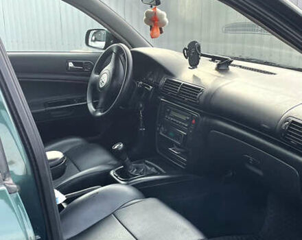 Зеленый Фольксваген Пассат, объемом двигателя 1.78 л и пробегом 296 тыс. км за 4100 $, фото 8 на Automoto.ua