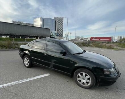 Зеленый Фольксваген Пассат, объемом двигателя 1.78 л и пробегом 328 тыс. км за 3250 $, фото 9 на Automoto.ua