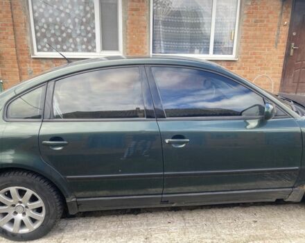 Зеленый Фольксваген Пассат, объемом двигателя 1.8 л и пробегом 430 тыс. км за 3800 $, фото 3 на Automoto.ua