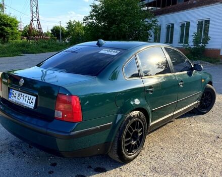 Зелений Фольксваген Пассат, об'ємом двигуна 1.6 л та пробігом 0 тис. км за 3499 $, фото 1 на Automoto.ua