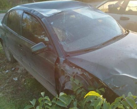 Зелений Фольксваген Пассат, об'ємом двигуна 1.6 л та пробігом 3 тис. км за 1307 $, фото 5 на Automoto.ua