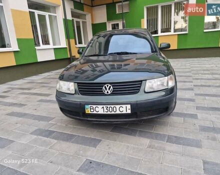 Зеленый Фольксваген Пассат, объемом двигателя 1.78 л и пробегом 196 тыс. км за 3999 $, фото 25 на Automoto.ua