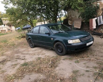 Зелений Фольксваген Пассат, об'ємом двигуна 0 л та пробігом 290 тис. км за 1437 $, фото 1 на Automoto.ua
