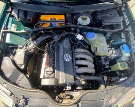 Зеленый Фольксваген Пассат, объемом двигателя 1.6 л и пробегом 273 тыс. км за 3500 $, фото 11 на Automoto.ua