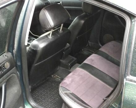 Зеленый Фольксваген Пассат, объемом двигателя 1.8 л и пробегом 432 тыс. км за 3400 $, фото 6 на Automoto.ua