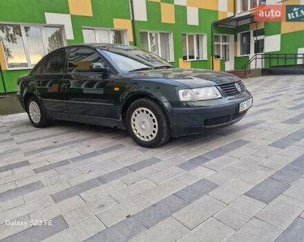 Зеленый Фольксваген Пассат, объемом двигателя 1.78 л и пробегом 196 тыс. км за 3999 $, фото 33 на Automoto.ua